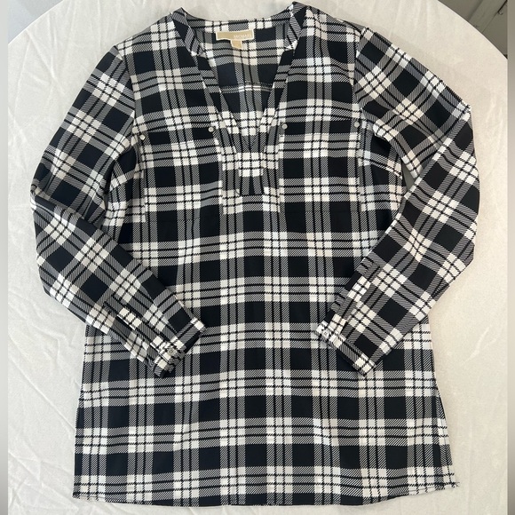 Michael Kors Tops - Michael Kors Black White Plaid Blouse Size M Classic Chic Top